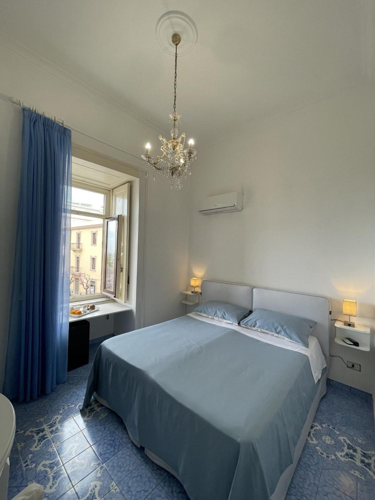 Bed and Breakfast Ambasciata Sorrento Relais Exterior foto
