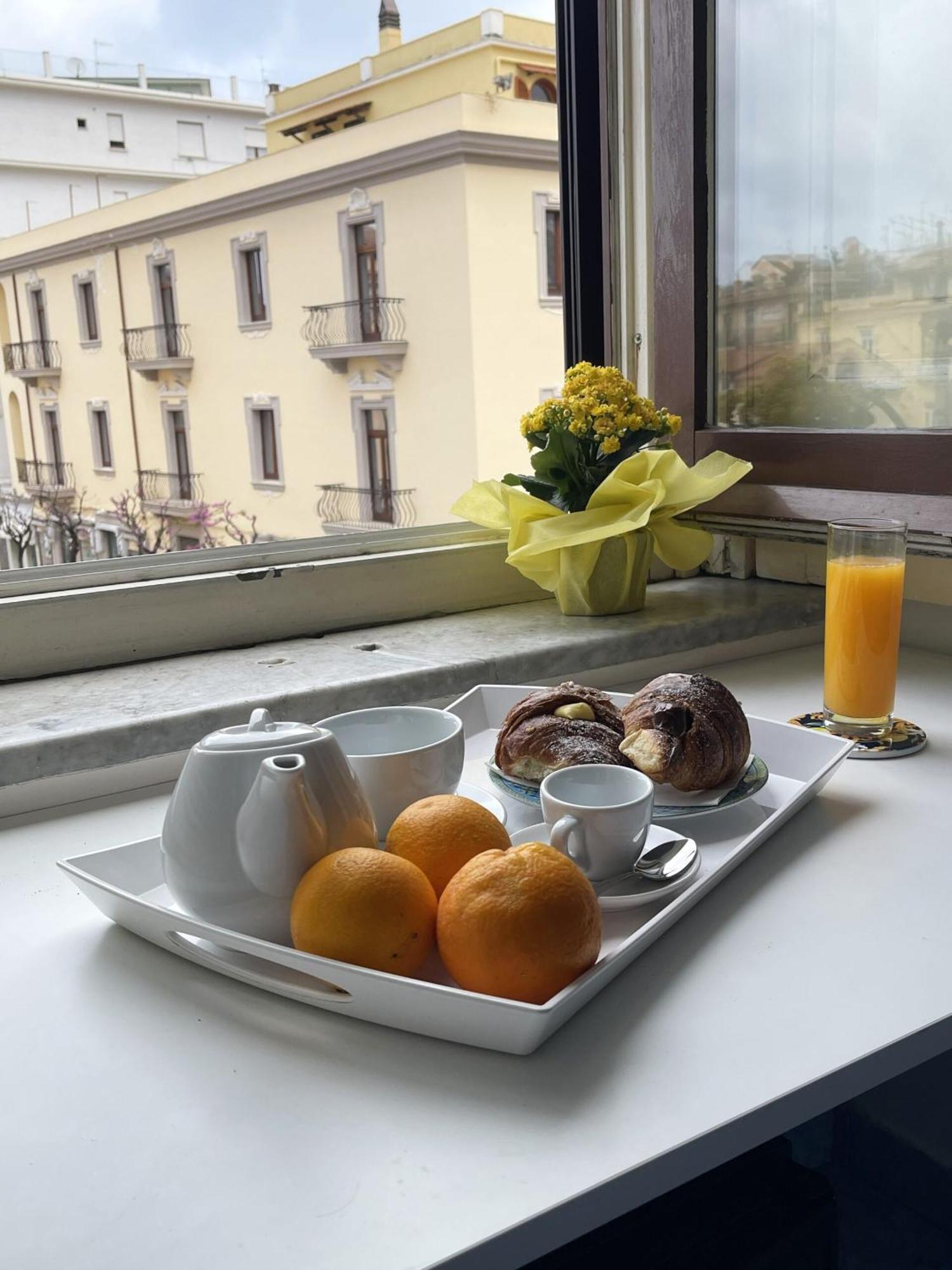 Bed and Breakfast Ambasciata Sorrento Relais Exterior foto
