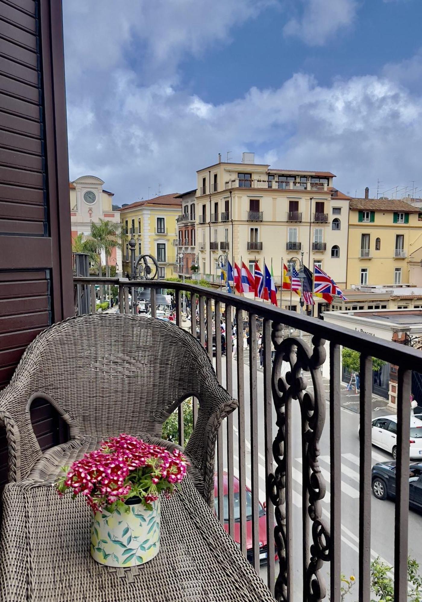 Bed and Breakfast Ambasciata Sorrento Relais Exterior foto